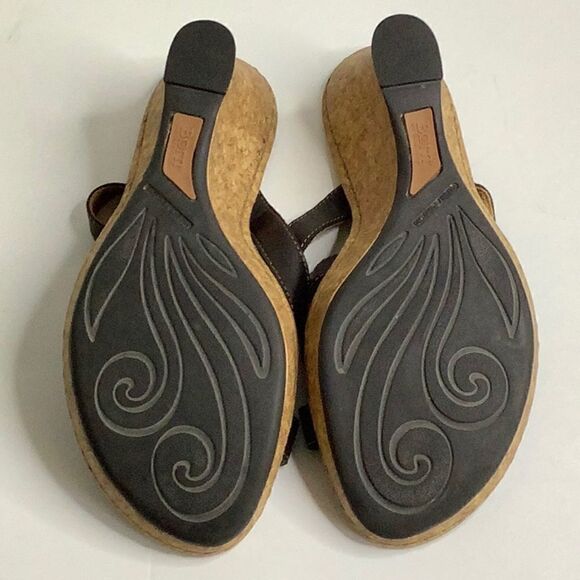 Born Brown Wedge Heel Sandals Size 9‎ - Picture 11 of 16